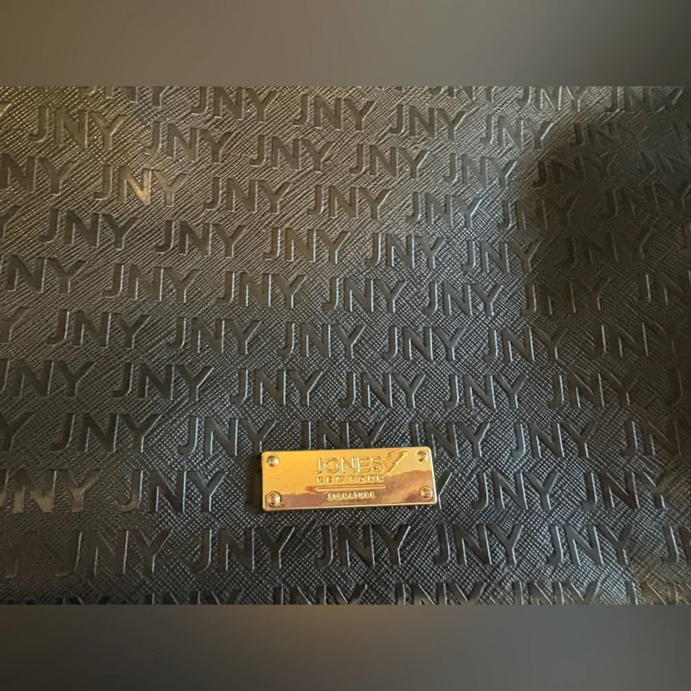 Jones New York Pocketbook - Picture 7 of 9